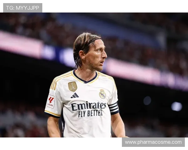 称莫德里奇向皇马推荐了国家队队友巴图里纳